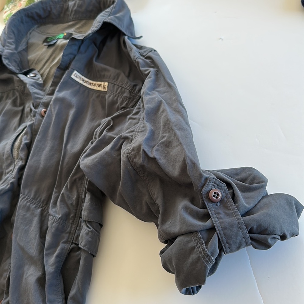 Eastern Mountain Sports gray utility camp shirt S - Picture 9 of 9